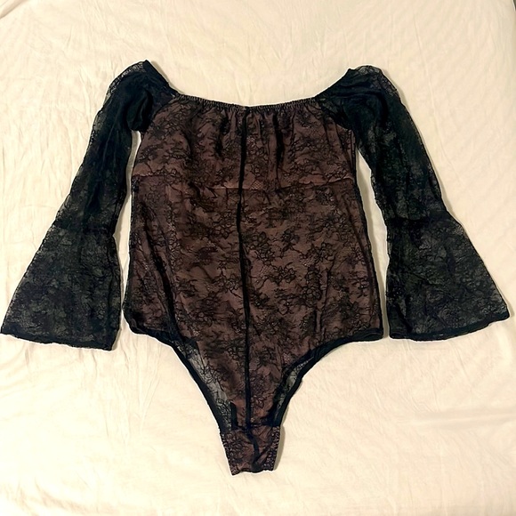 Cacique lace bodysuit - Picture 2 of 5